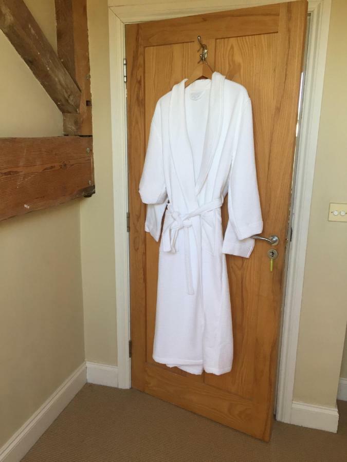 Mulberry Barn Bed & Breakfast Micheldever Exterior foto
